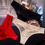 Women Seamless Briefs Sexy Lace Womens Panties Underwear Lingerie Transparent G String Thong Plus Size Women Sexy Thongs 45